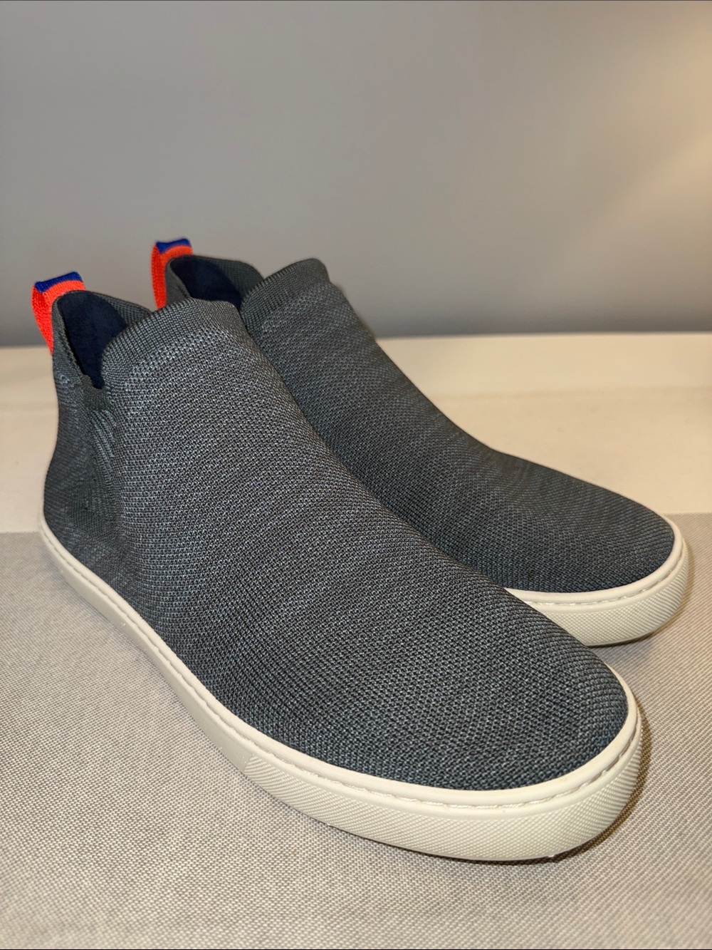 Rothy’s The Chelsea Boot Sneaker – Fog Melange Knit Gray – Women’s Size 9